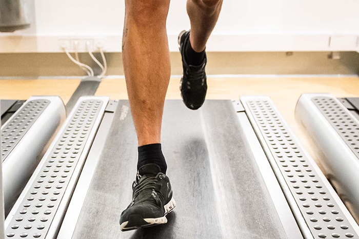 Skor på löpband